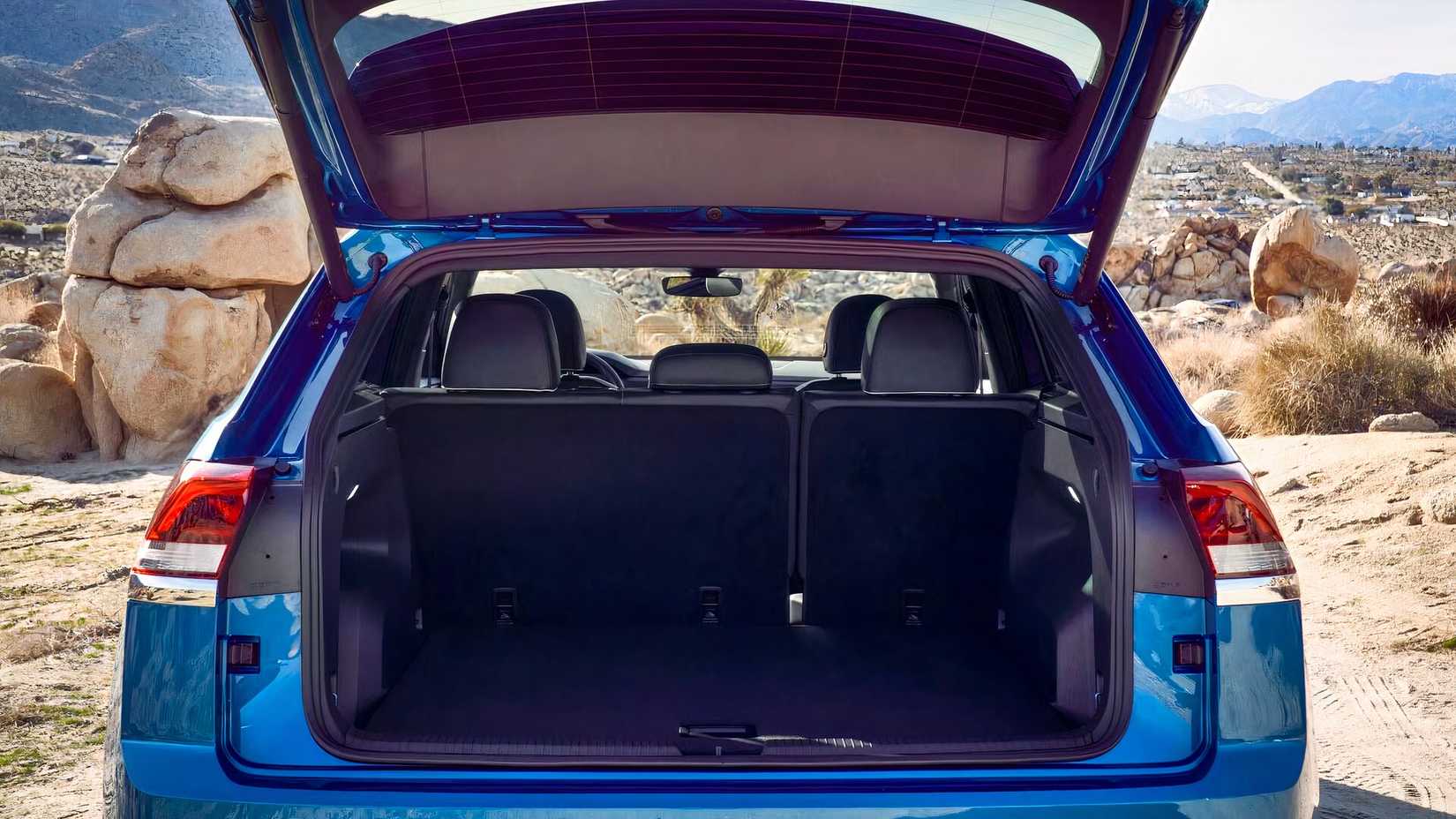 2026 Volkswagen Atlas Cross Sport Cargo Hold