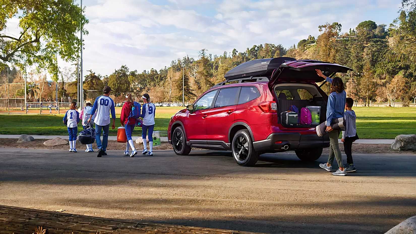 Subaru Ascent vermelho 2026 em um parque