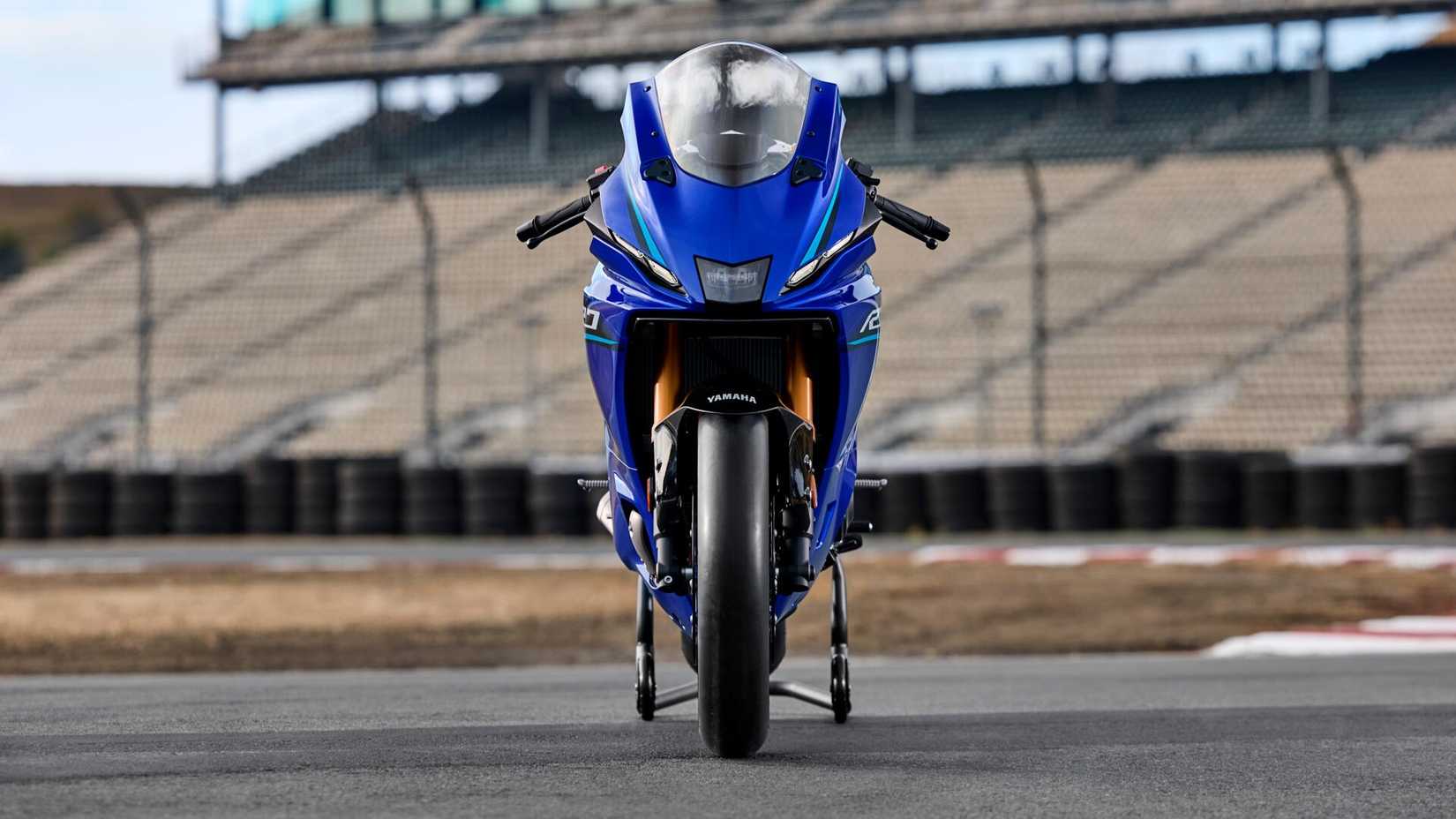 Front View Of 2026 Yamaha YZF-R7 Parked On Track