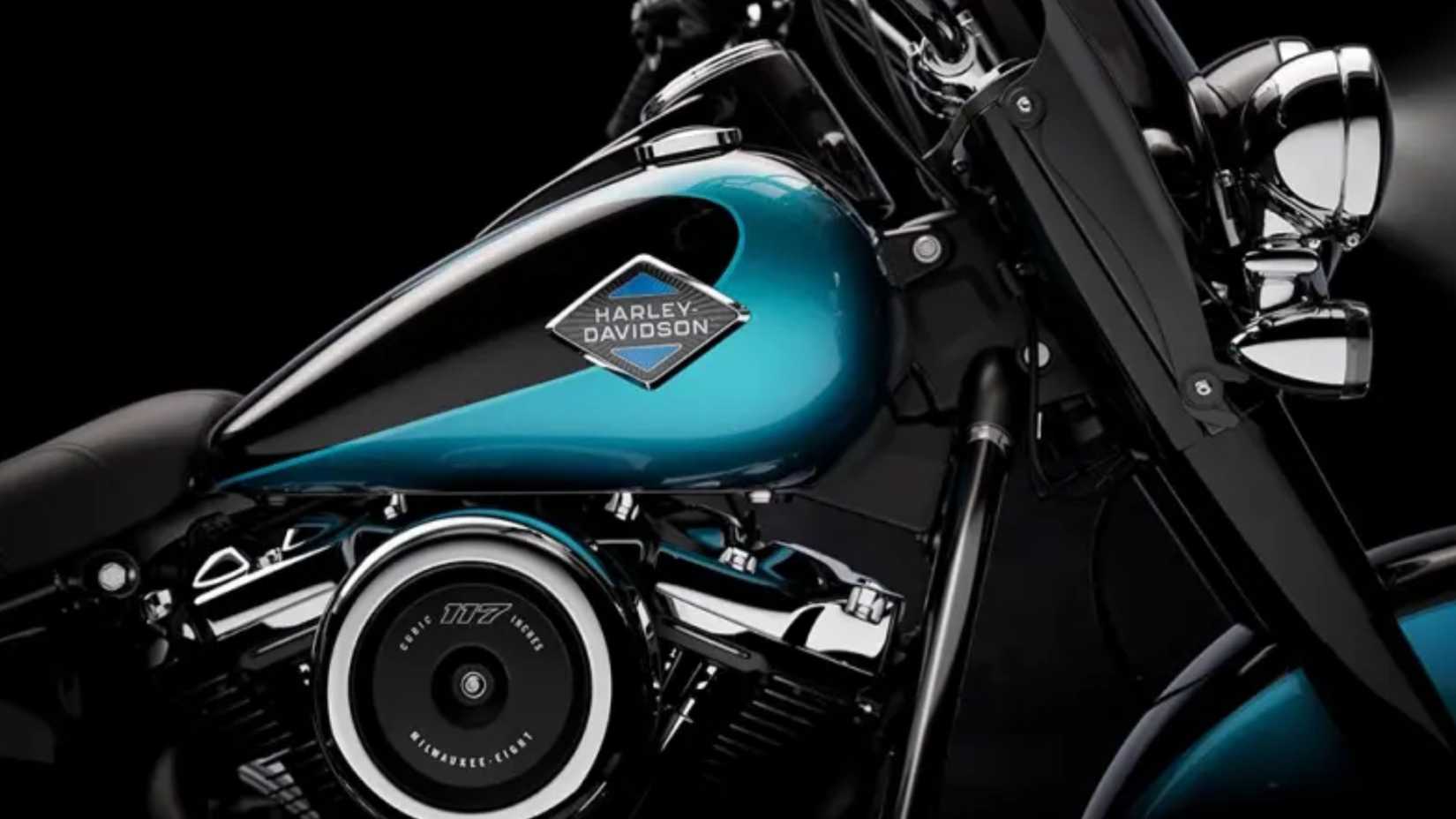 Harley-Davidson Heritage Classic - Milwaukee Eight 117-1