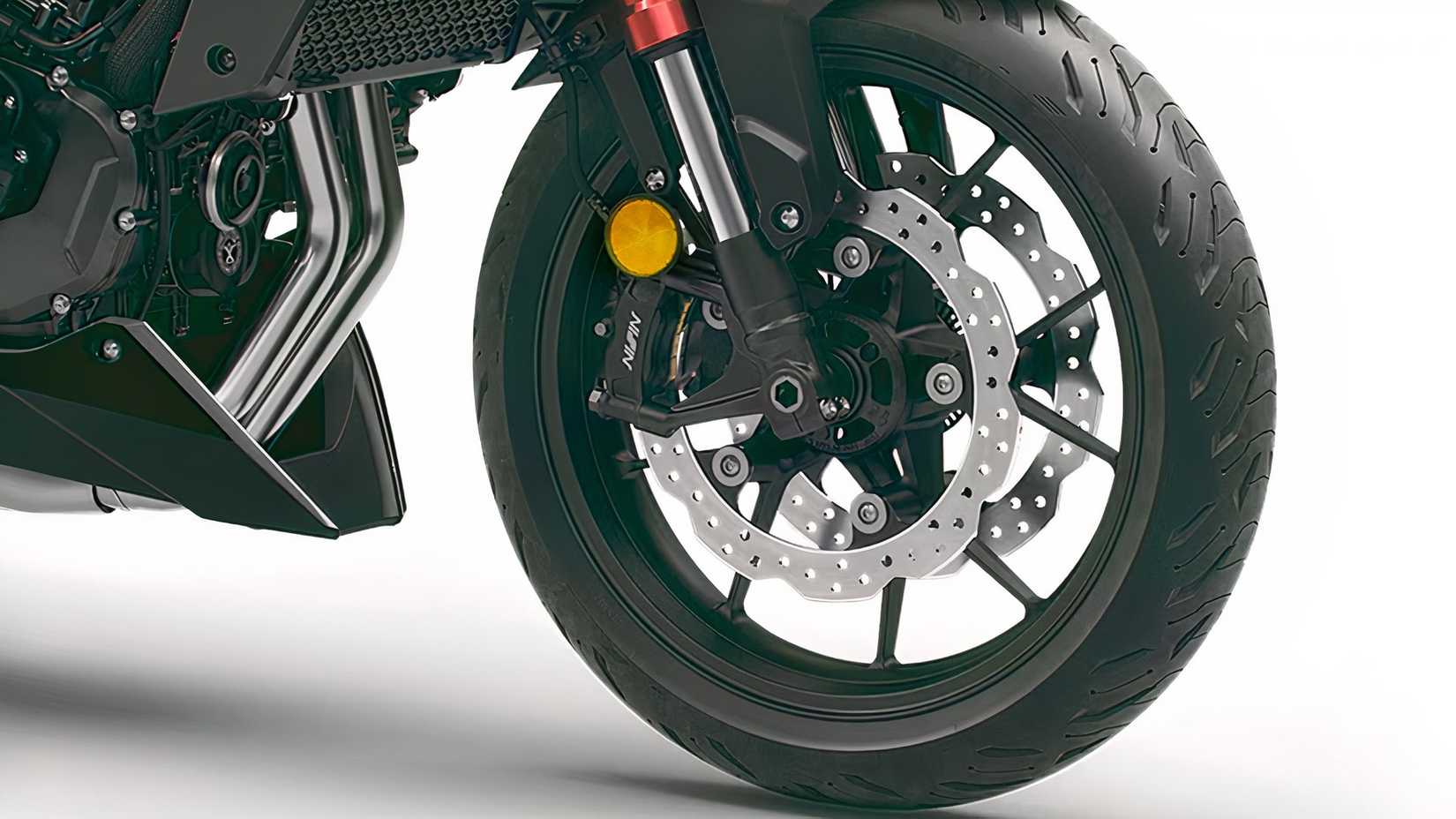 Close up shot of Honda CB750 Hornet front wheel