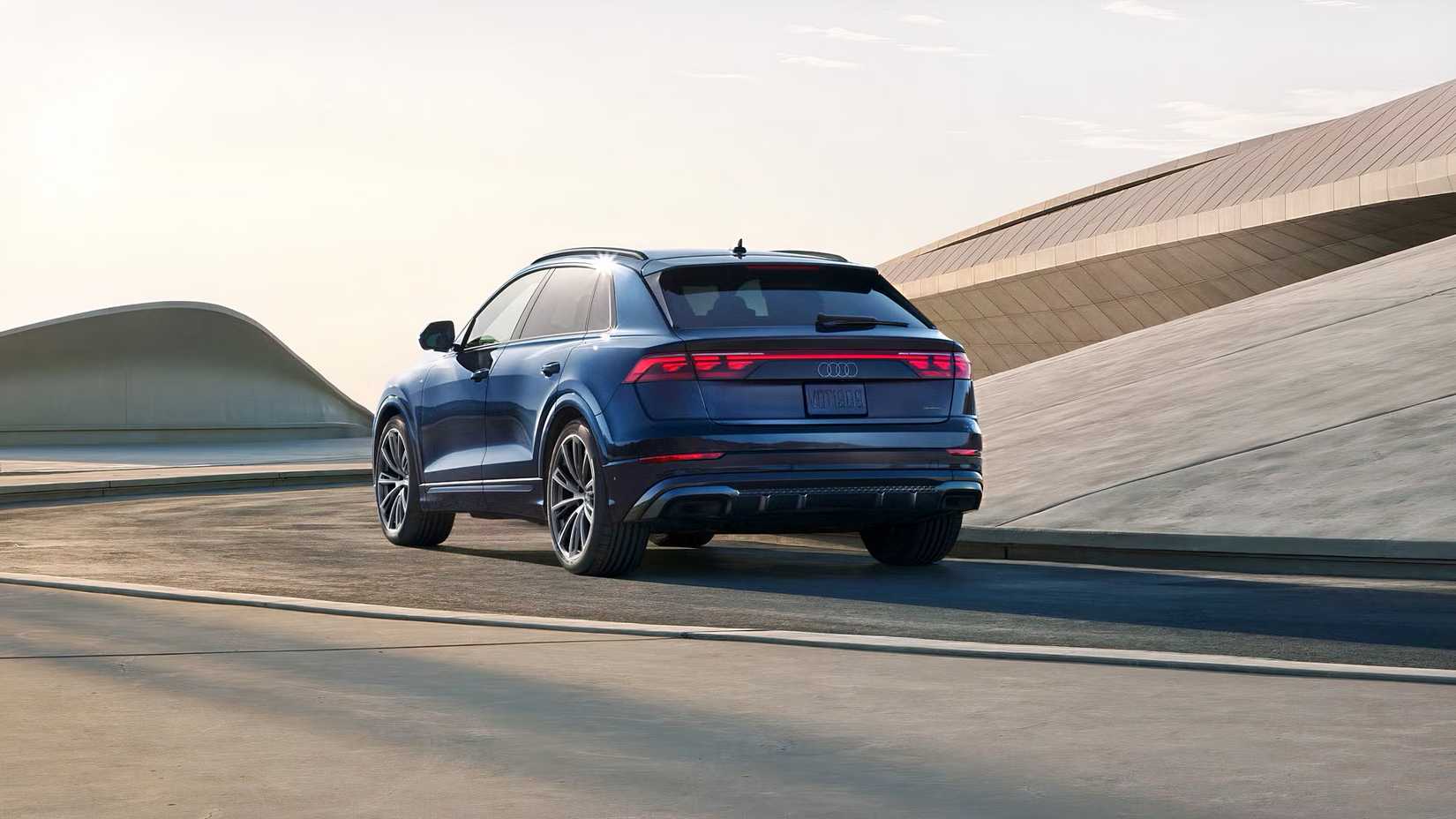 2026 Audi Q8 rear 3/4