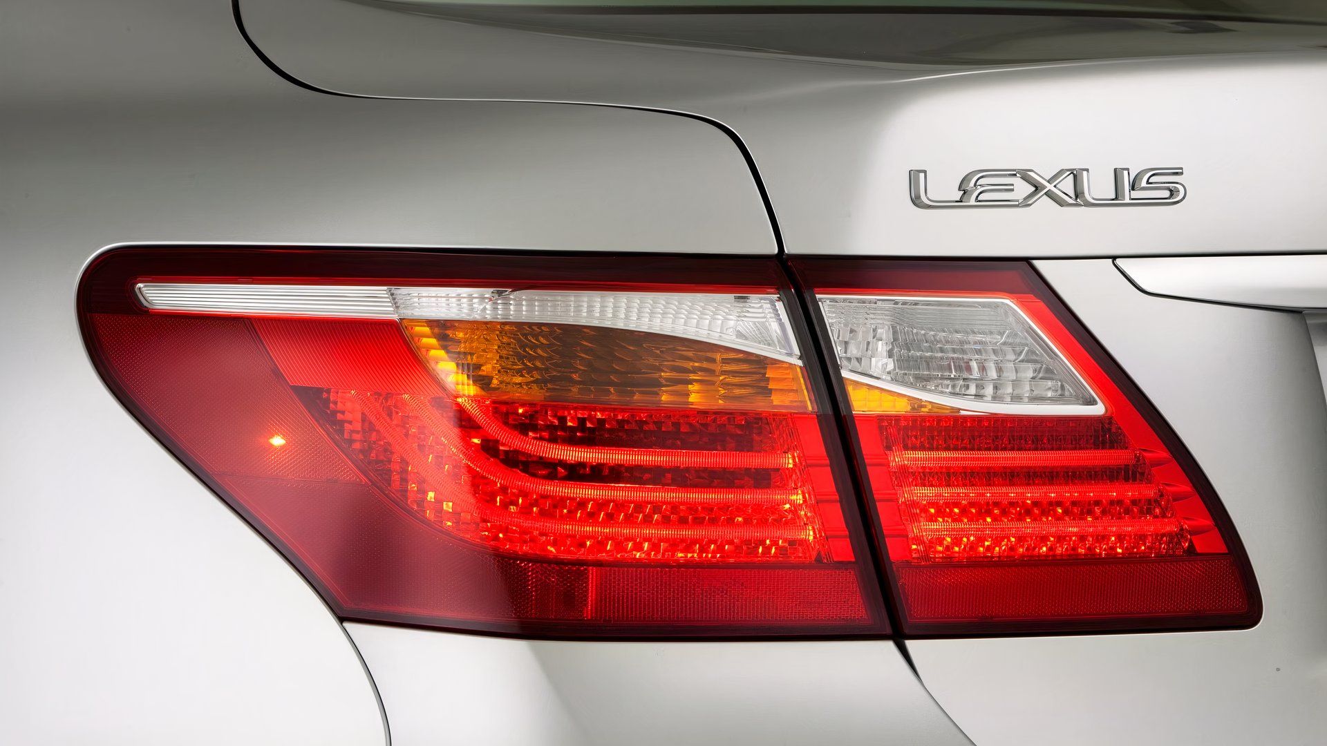 Close-up of a 2012 Lexus LS taillight