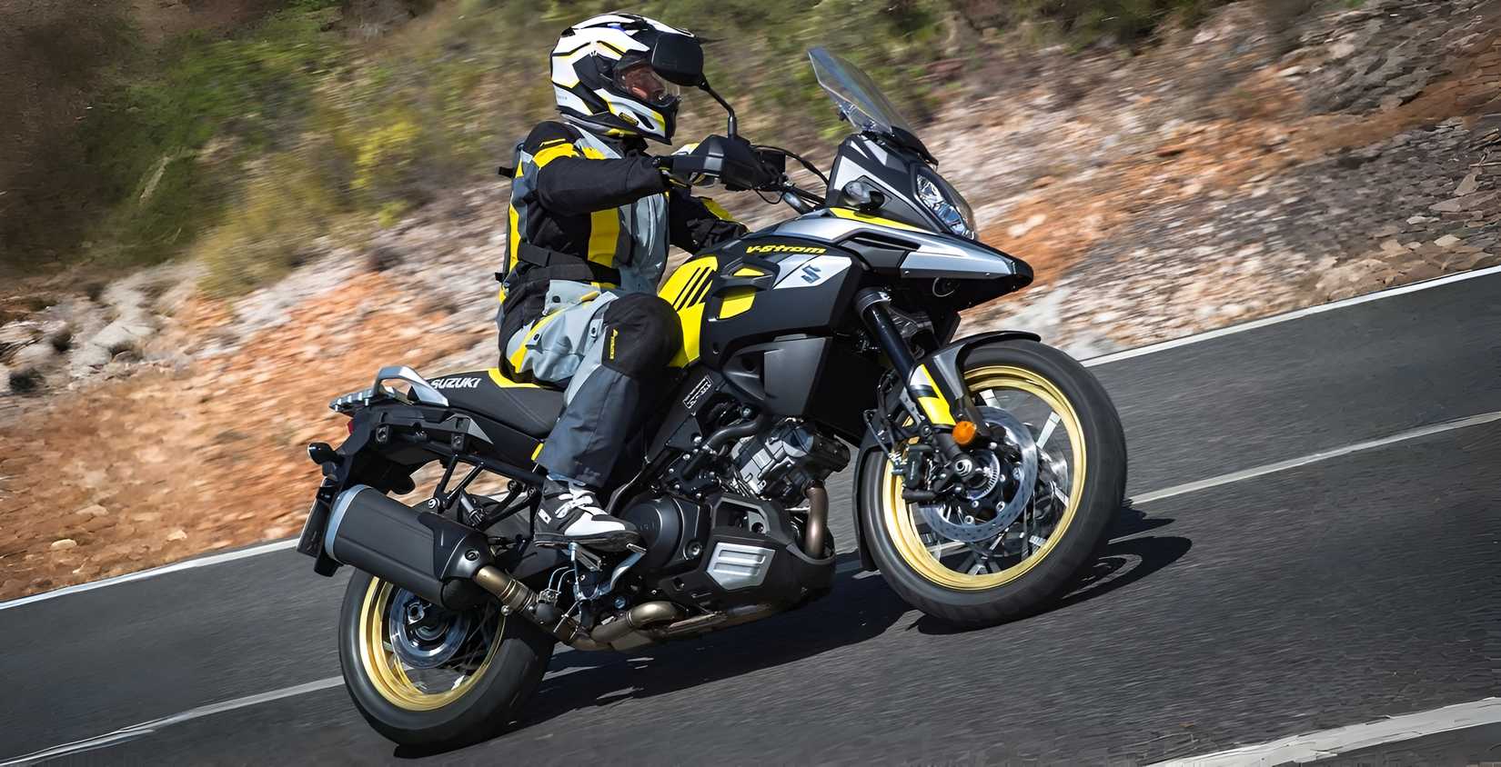 2018 Suzuki V-Strom 1000XT cornering side profile view