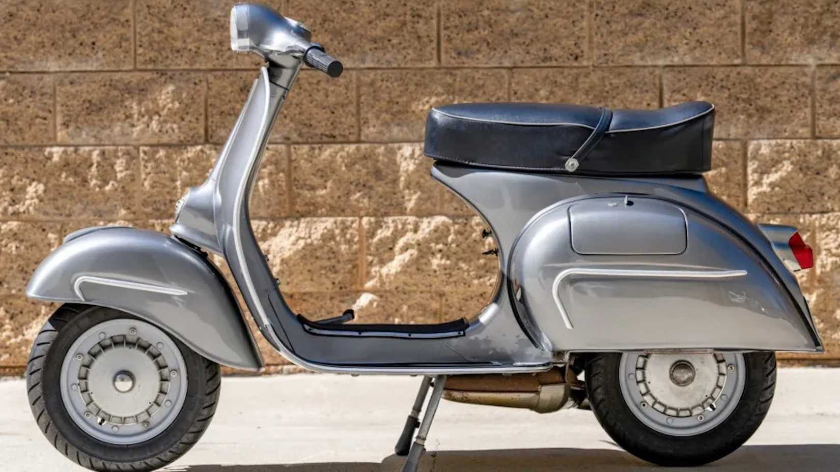 1963 GL 150 estático