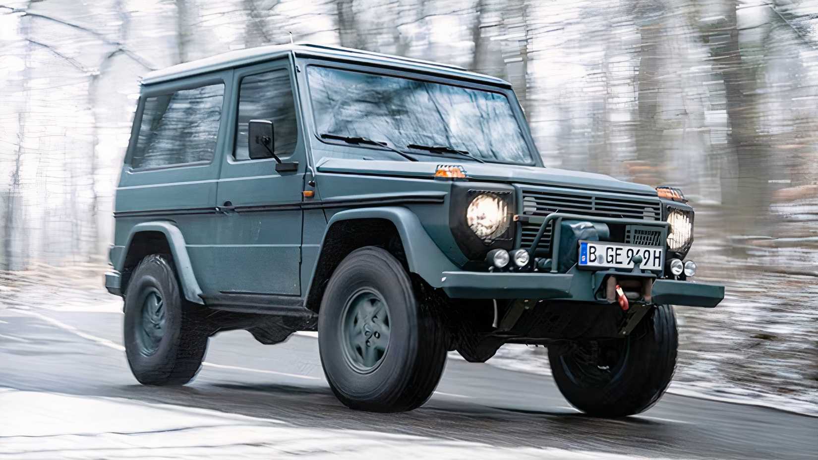 1979 Mercedes-Benz G-Class front 3/4 shot driving on snowy road