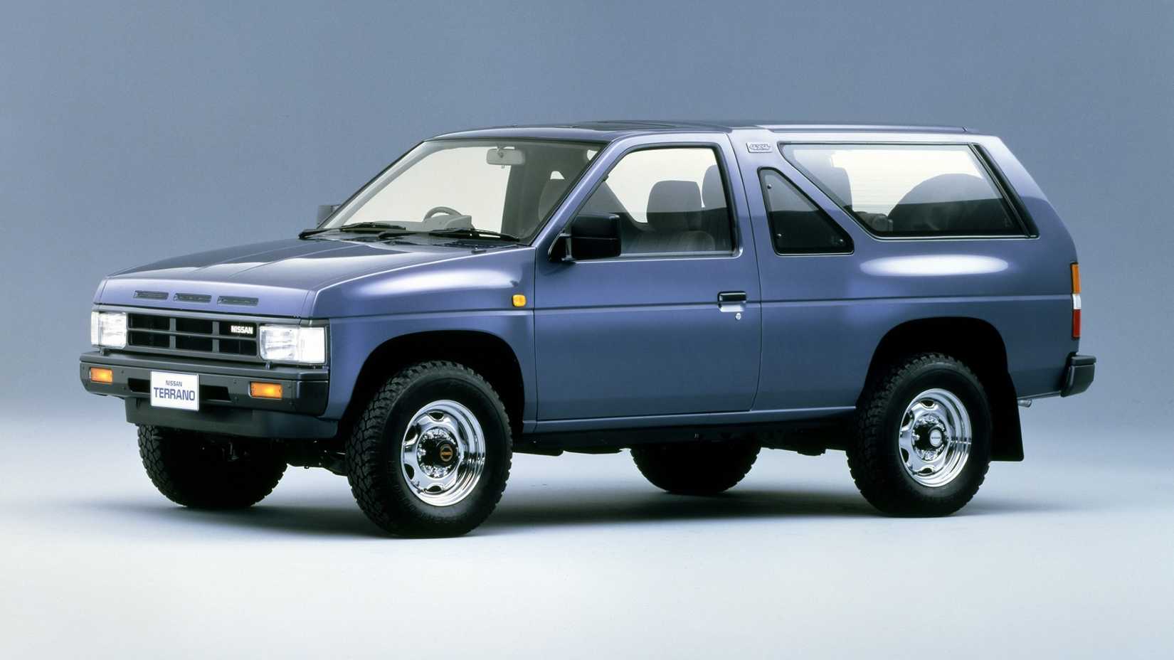 Quarto dianteiro do Nissan Terrano 1986