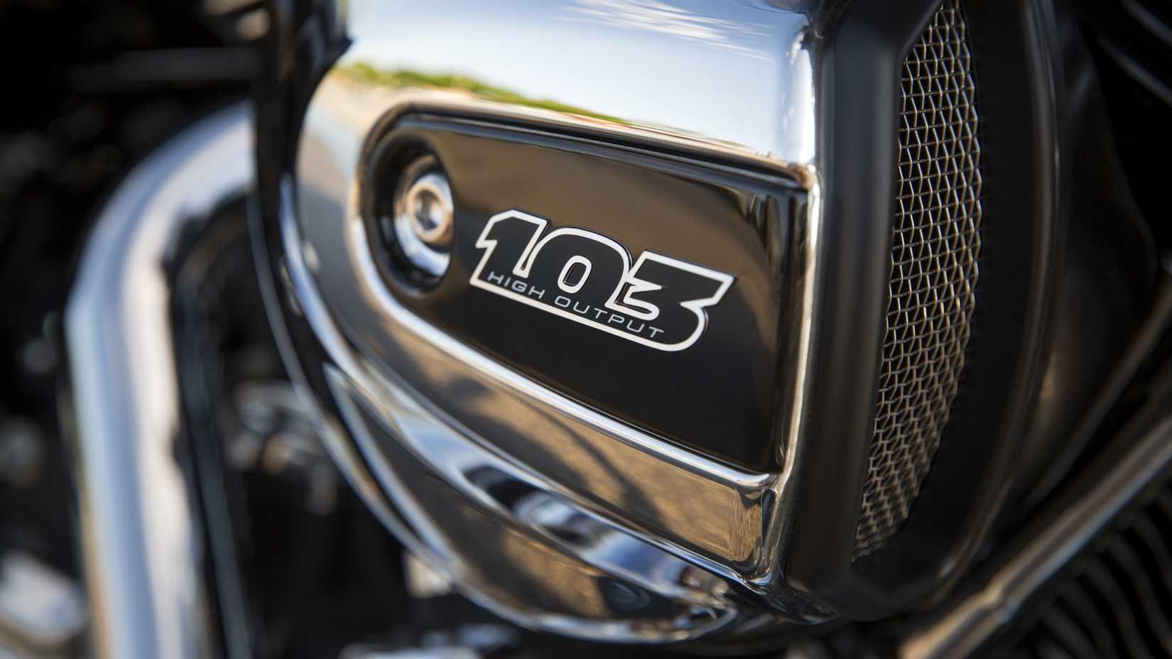 Detalhe de close-up do filtro de ar Harley-Davidson Street Glide 2016