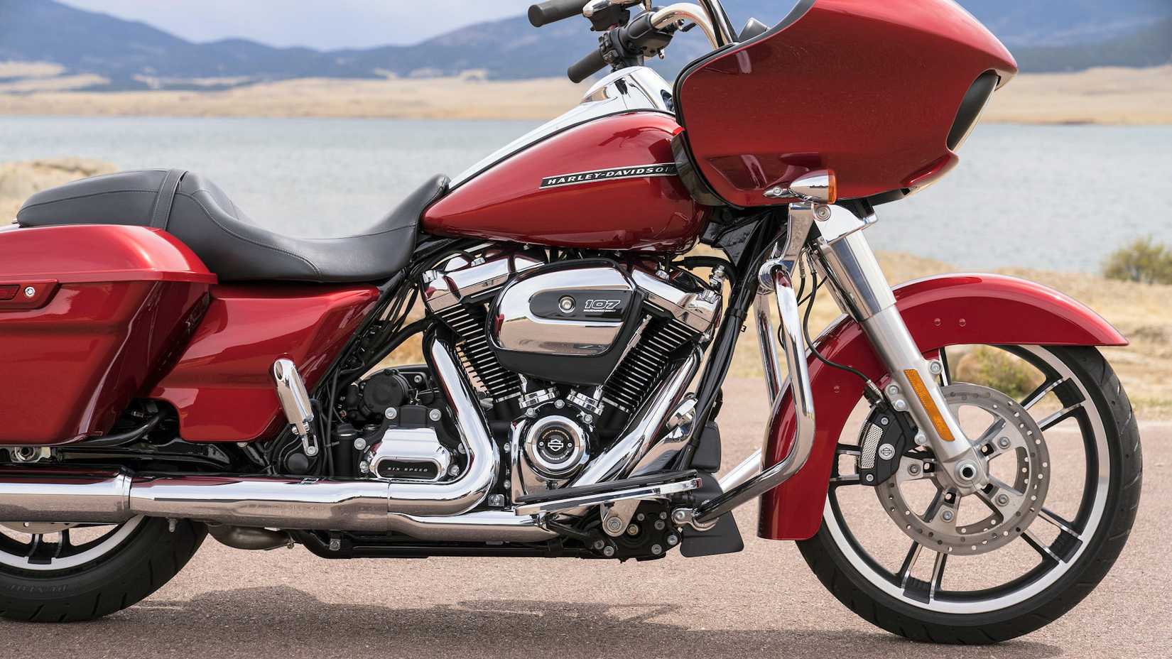 Detalhe do perfil da Harley-Davidson Road Glide 2019