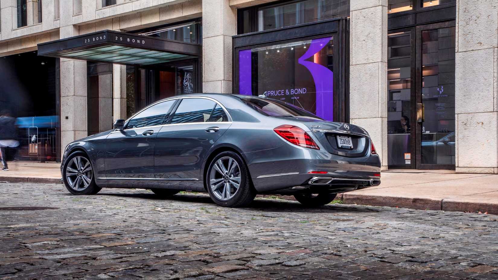 2019 Mercedes-Benz S-Class Rear 3/4 shot parked on the road
