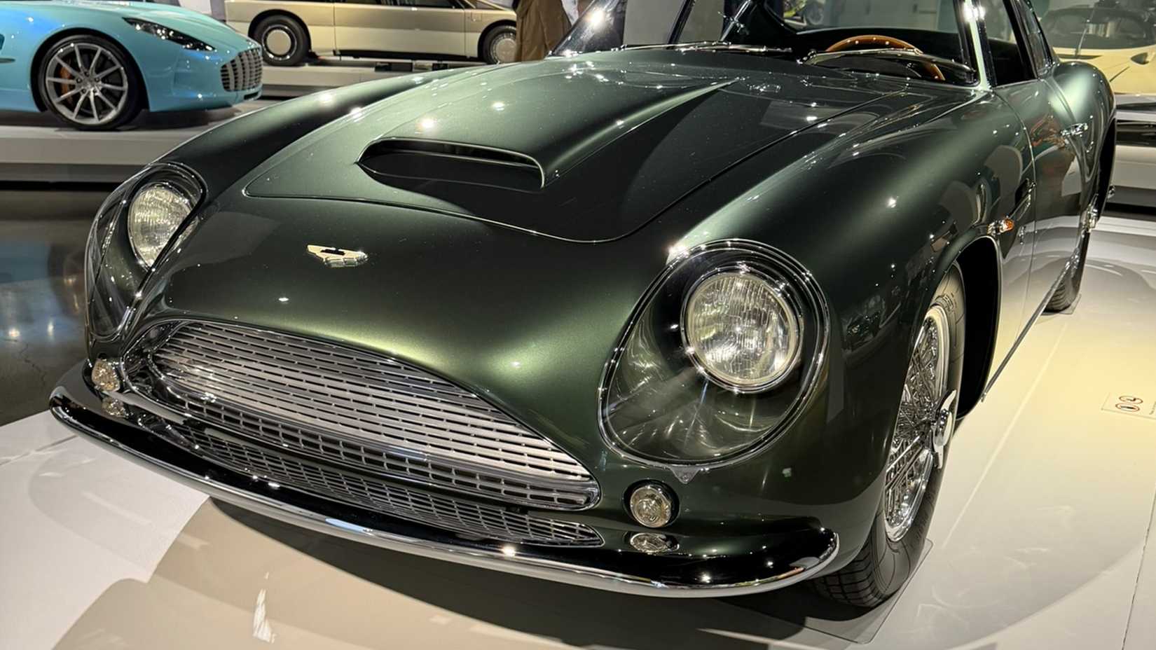 Verde 1961 Aston Martin DB4GT por Zagato