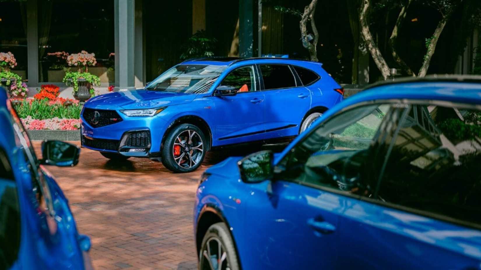 2026 Acura MDX Type S Group tiro estacionado na garagem