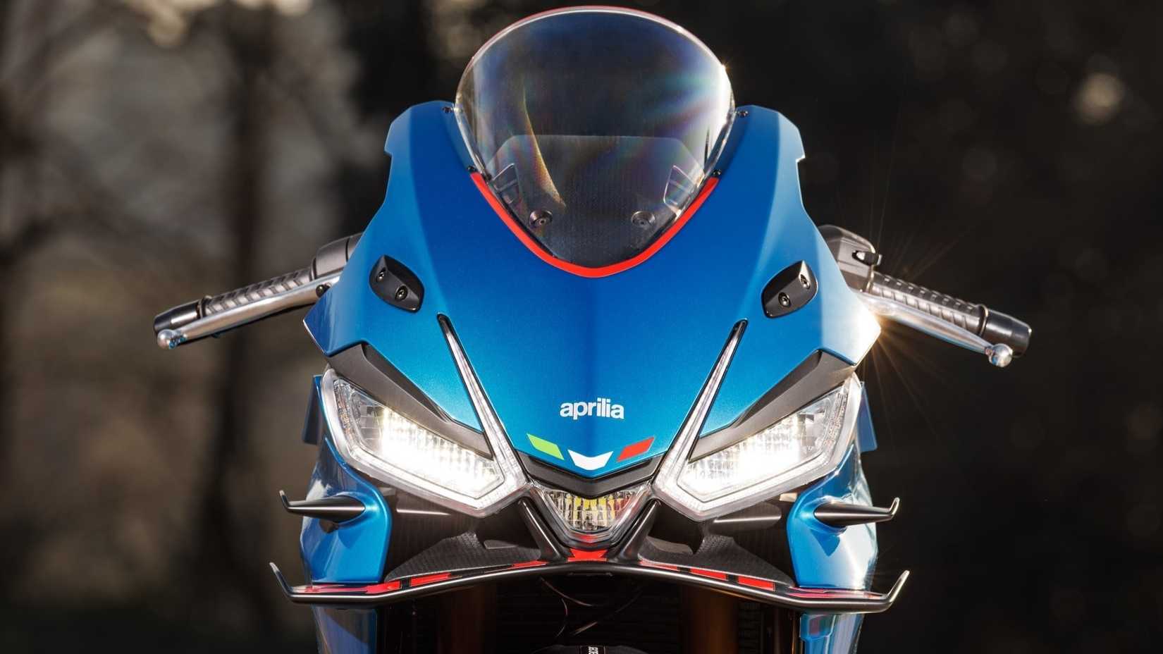 Foto aproximada do farol Aprilia RS 660 2026