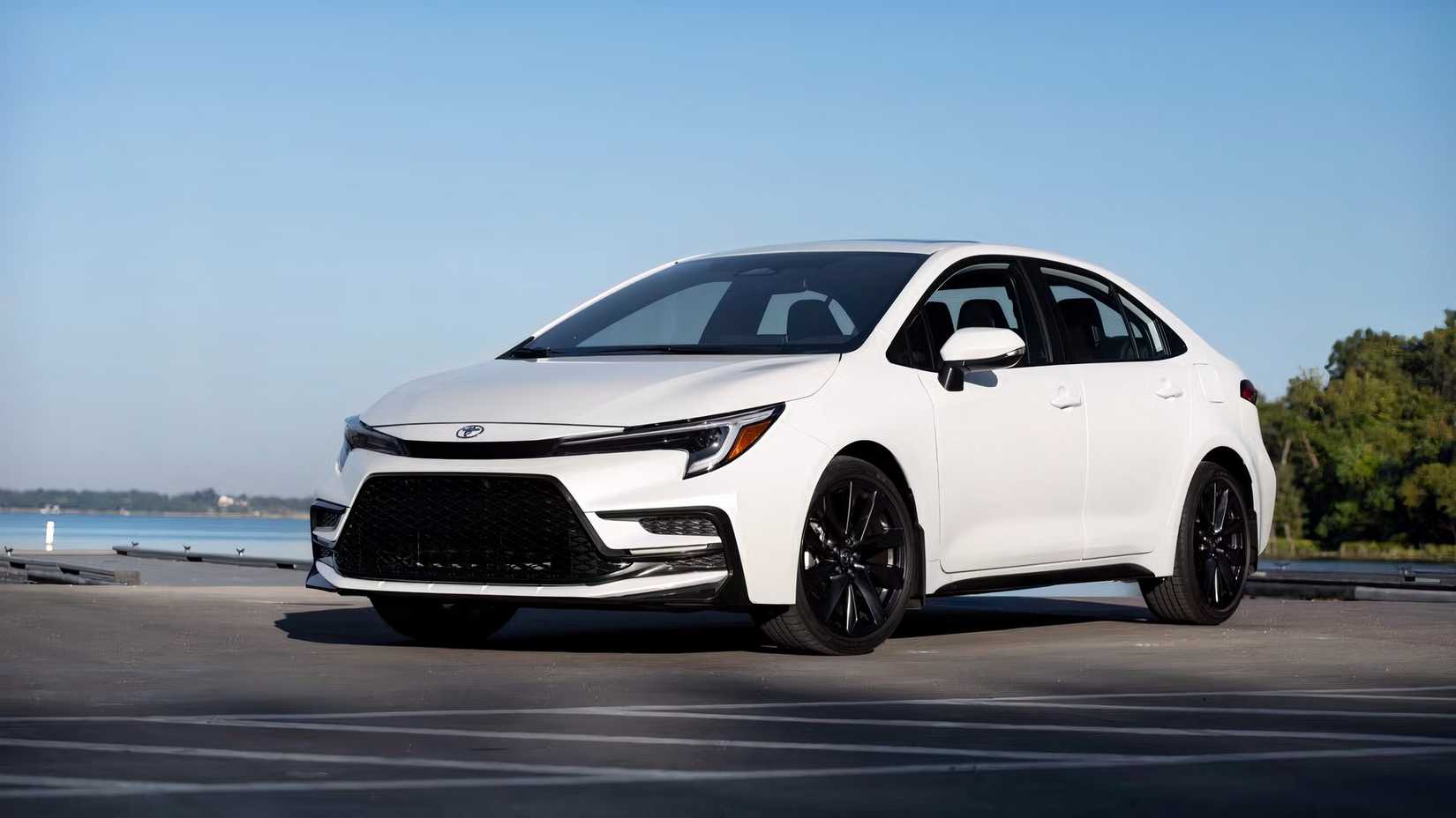 2026 Toyota Corolla Frente 3/4