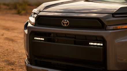 2026 Toyota RAV4 front shot close-up