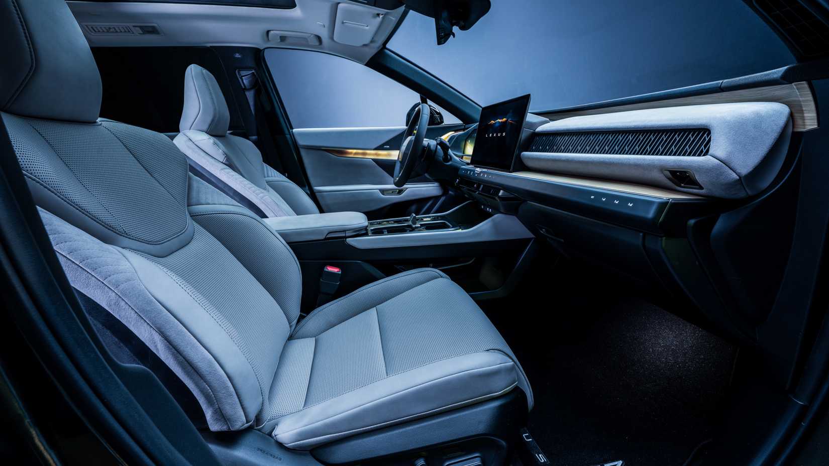 2027Lexus TZ-4
