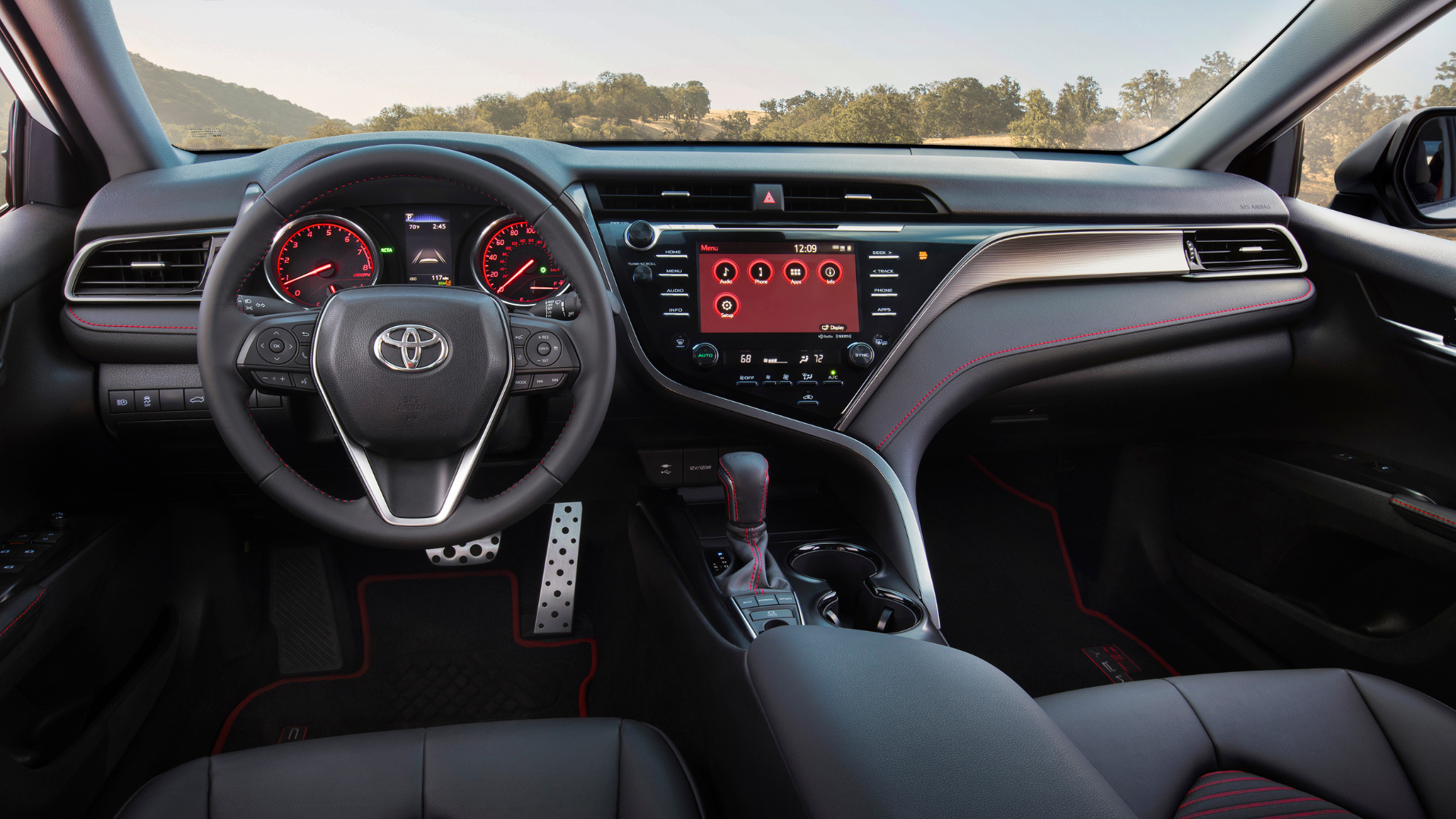 2020 Toyota Camry TRD e interior