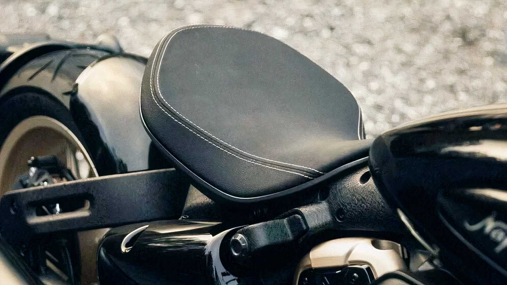 Close-up de um assento do Benda Napoleonbob 500