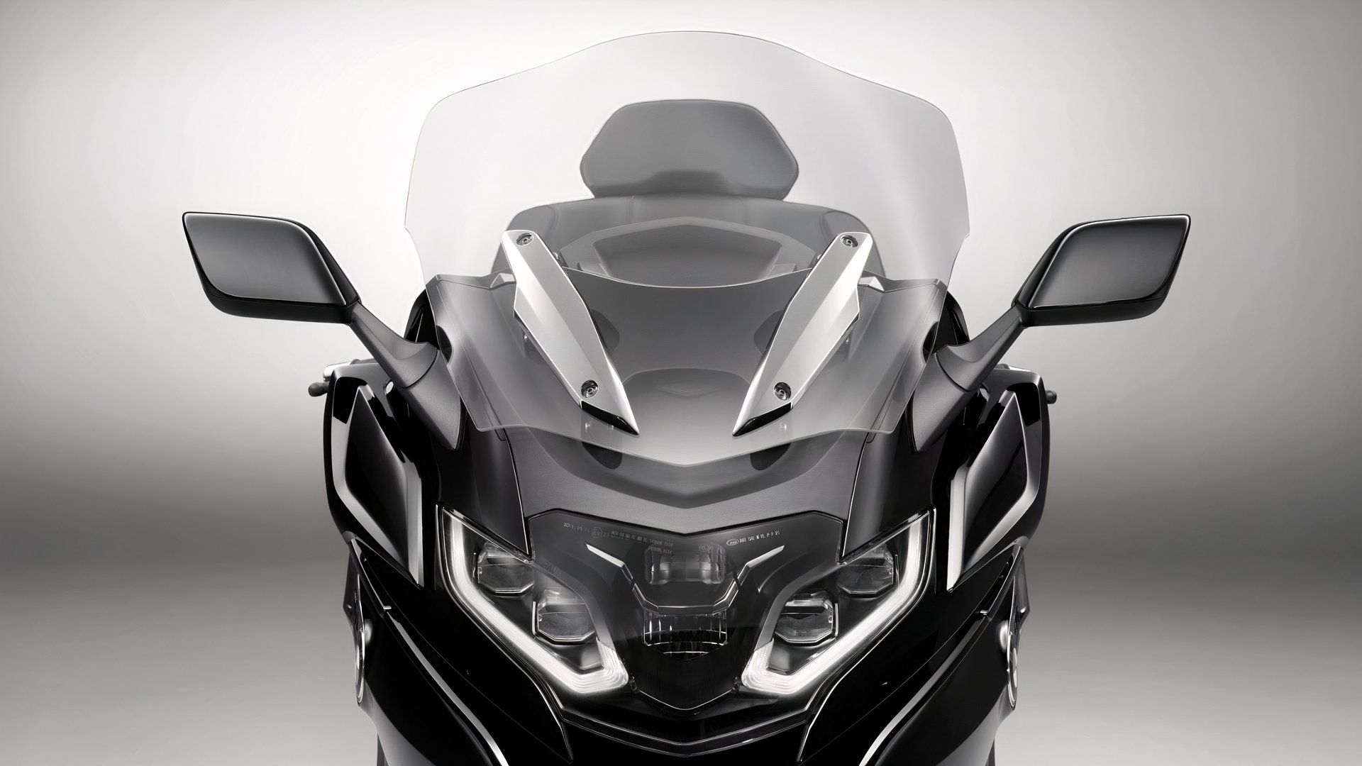 Farol automático da nova BMW K 1600 GTL