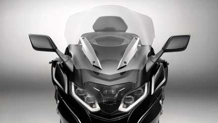 Farol automático da nova BMW K 1600 GTL