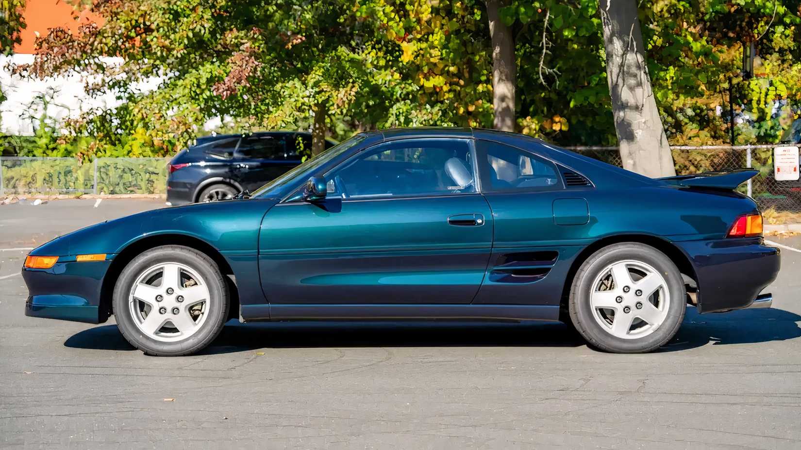 1994 Toyota MR2 Turbo 5-Speed Dark Emerald Pearl Side Shot