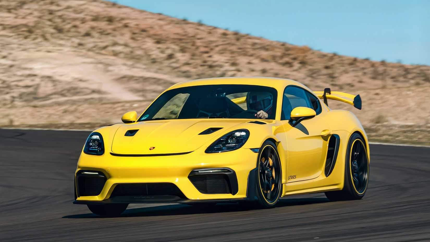 2026 Porsche 718 Cayman GT4 RS
