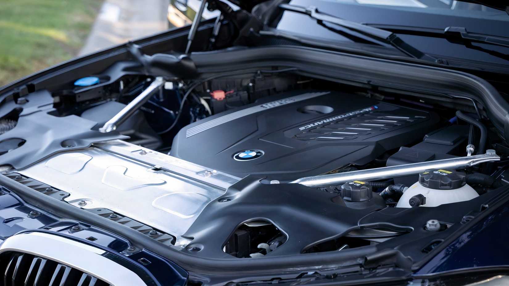 Close-up shot of a 2022 BMW X3 M40i Engine Bay