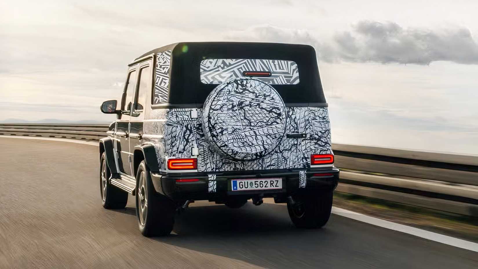 Mercedes-Benz G-Class Convertible rear action