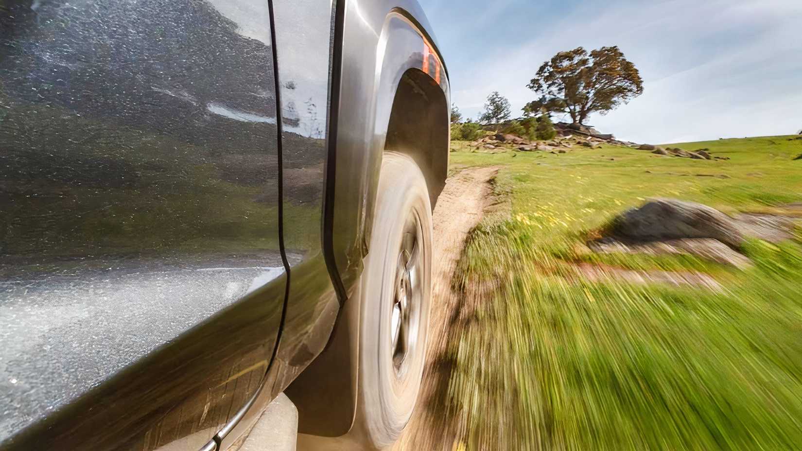2026 Nissan Navara engine action