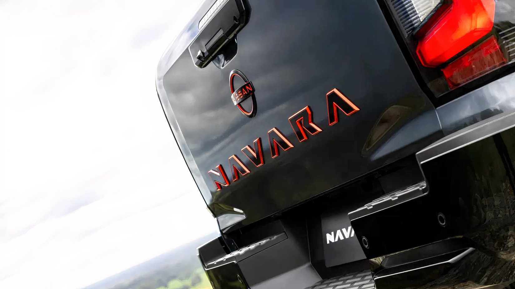 Close-up shot of a 2026 Nissan Navara tailgate