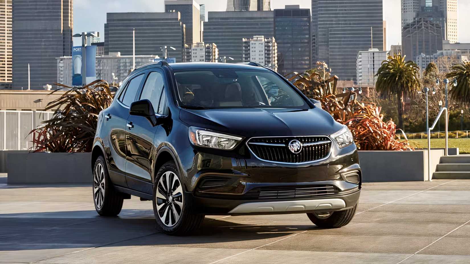 Front 3/4 shot of 2021 Buick Encore in black parked