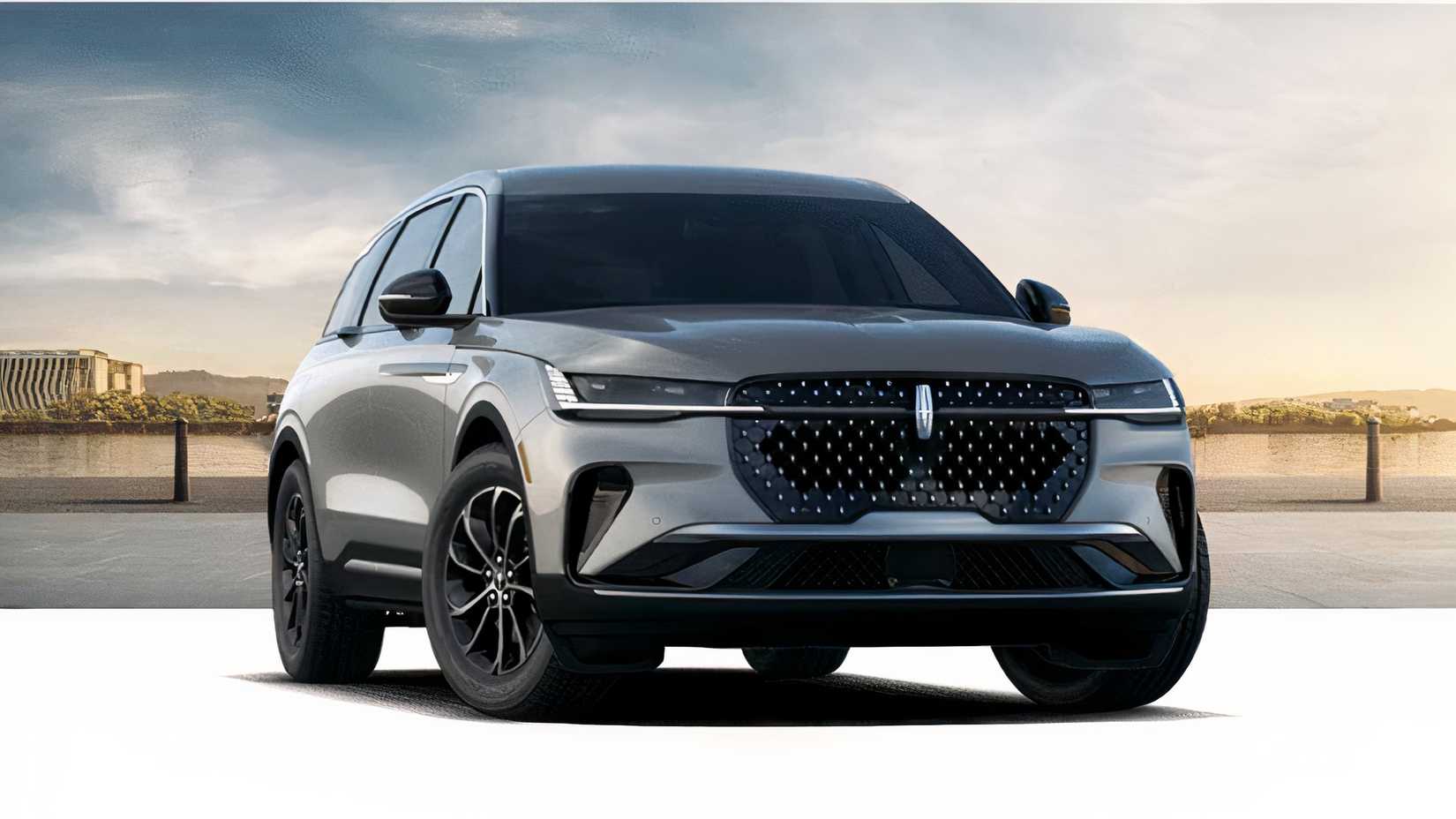 2026 Lincoln Nautilus Hybrid front 3/4