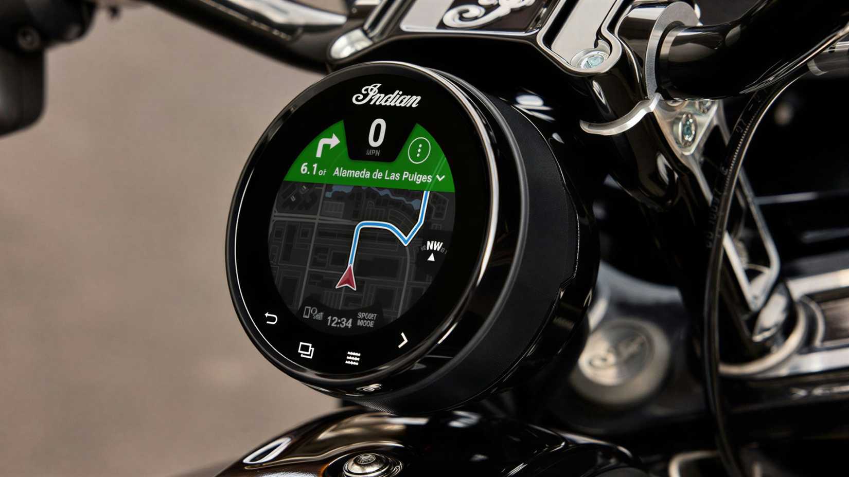 2026 Indian Sport Scout RT tela TFT de 4 polegadas em close-up