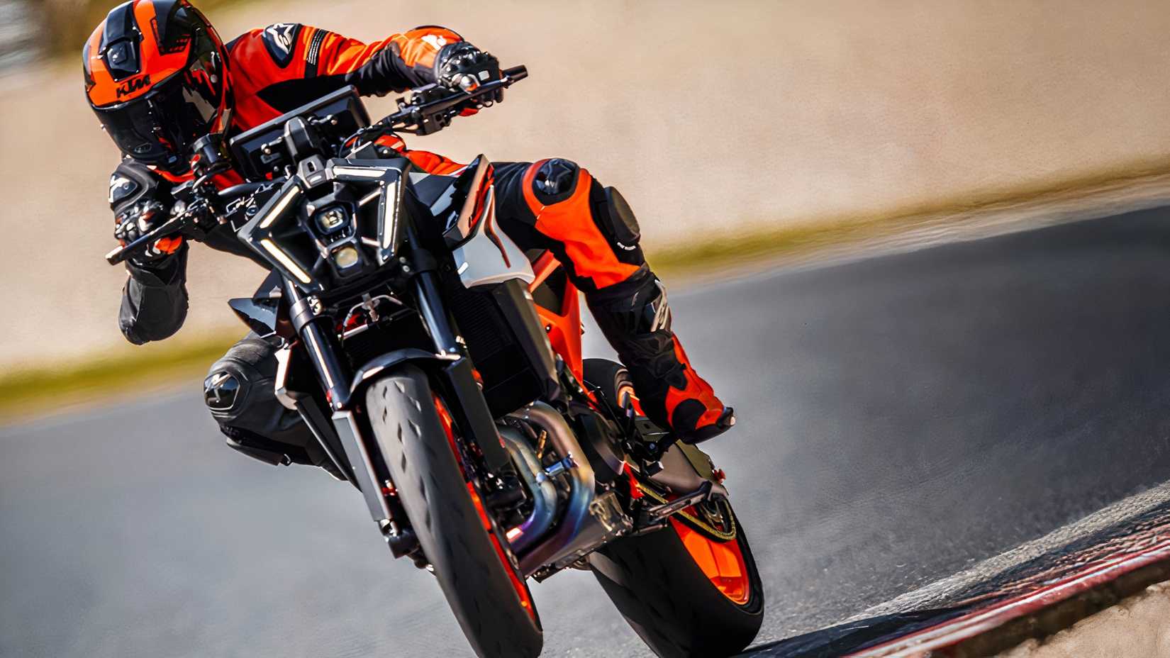 KTM 990 Duke R - Roda de saída de canto