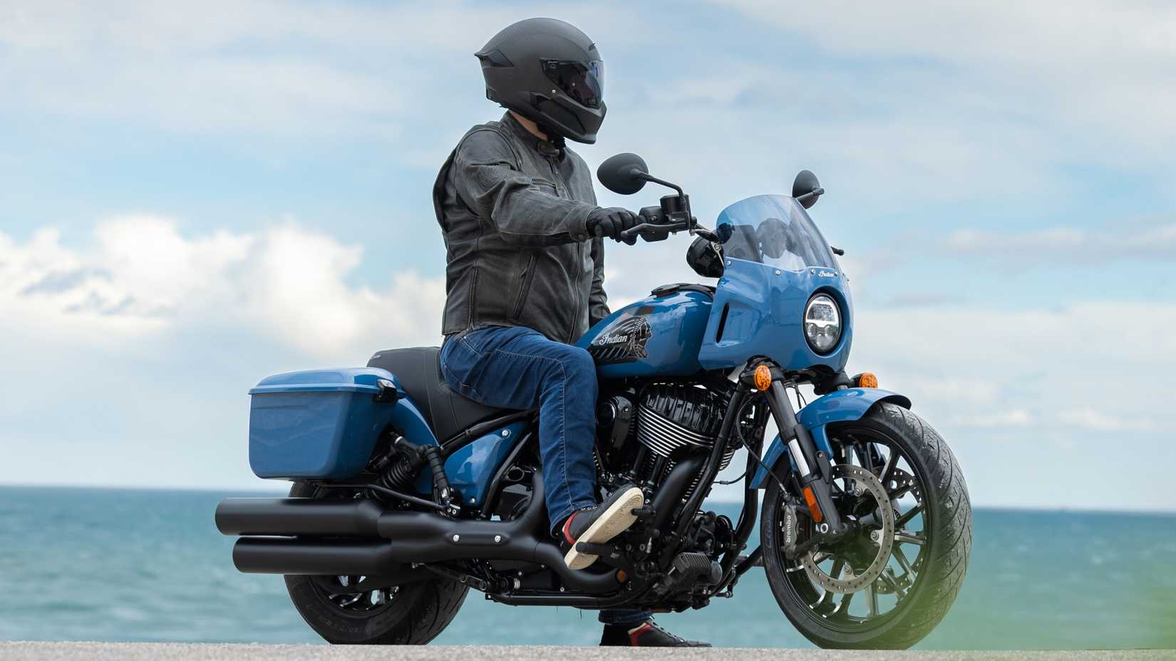 2026 Indian Sport Chief RT in blue front third quarter static shot