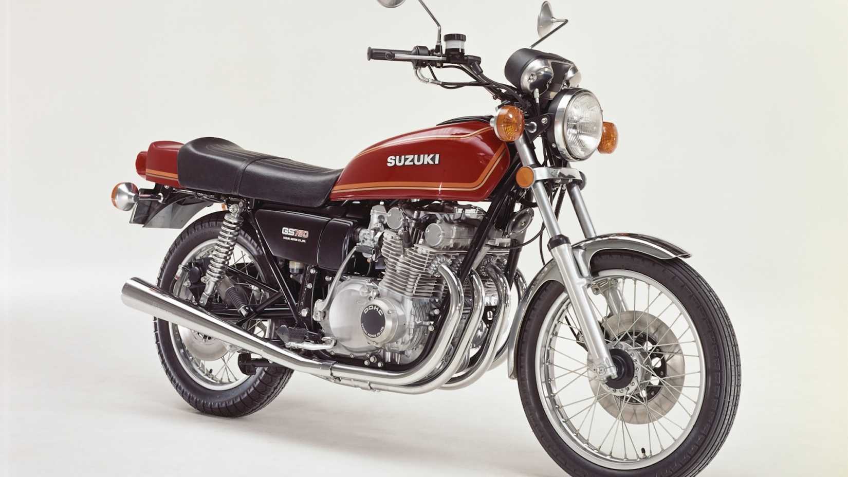 Foto de estúdio de uma GS750 1976