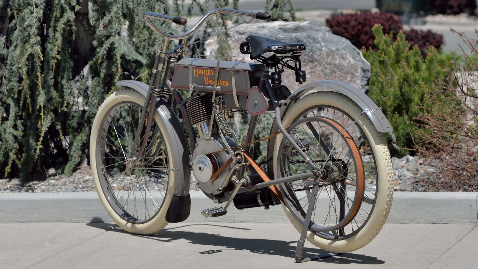 1908 Harley-Davidson Strap Tank