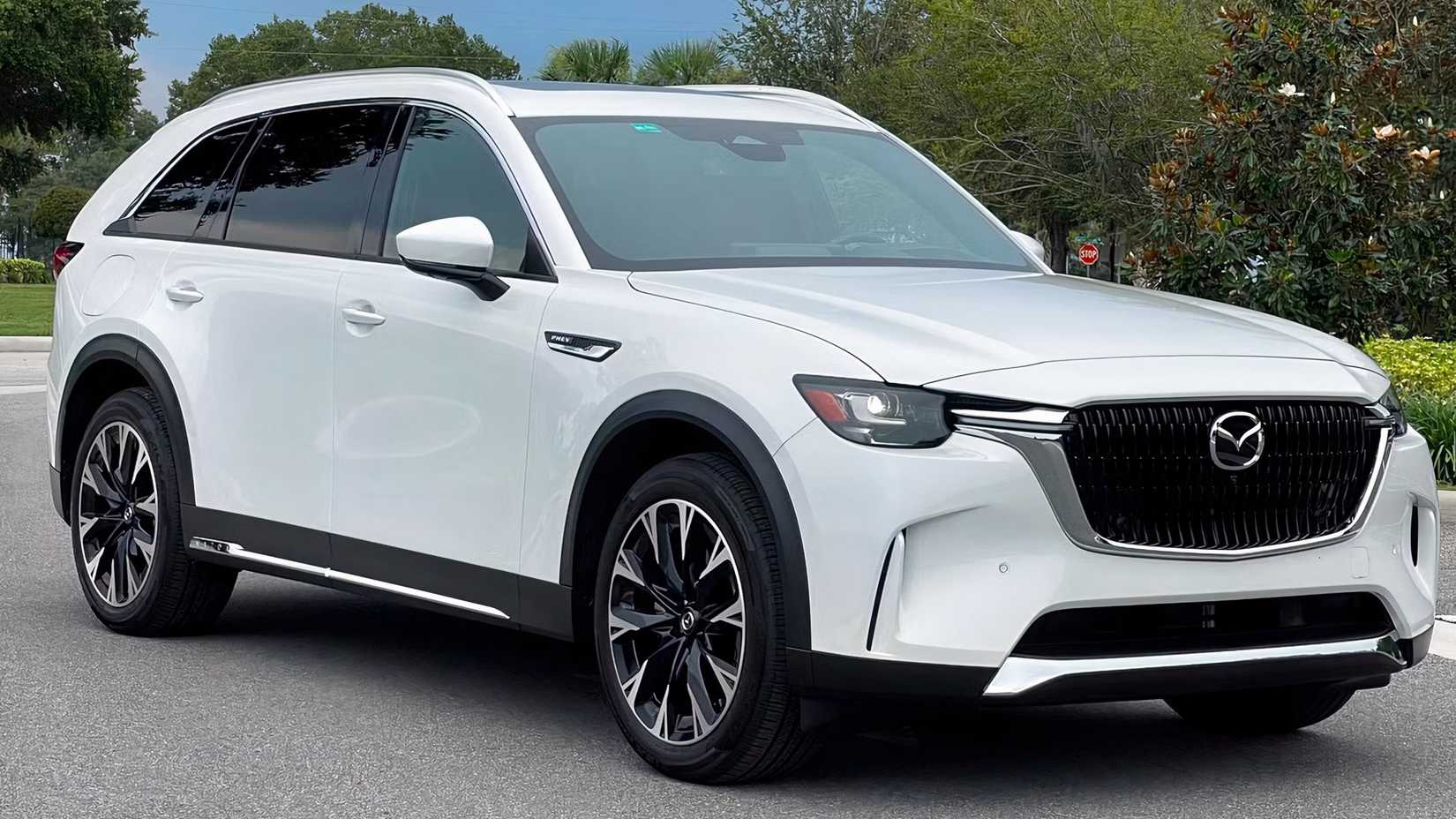 2026 Mazda CX-90 PHEV Front 34