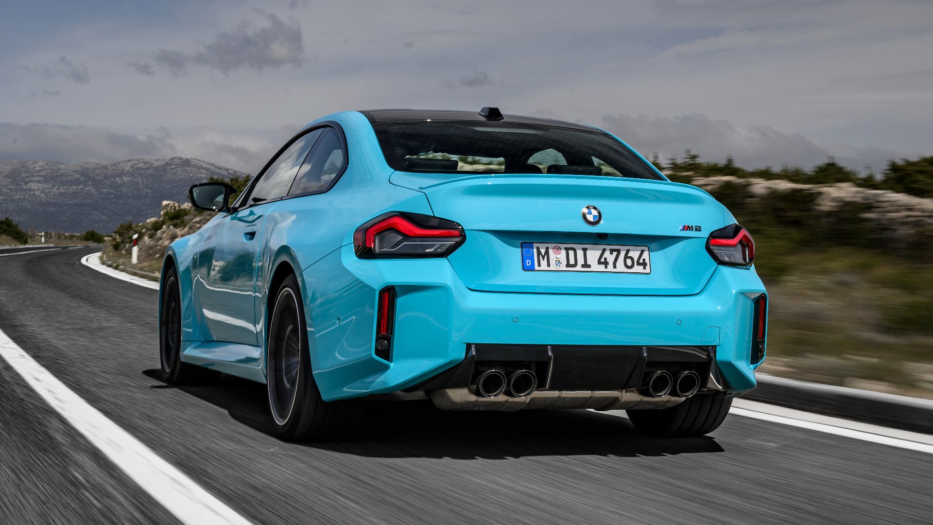 BMW M2 with M xDrive: AWD Enhances High-Performance Sports Car