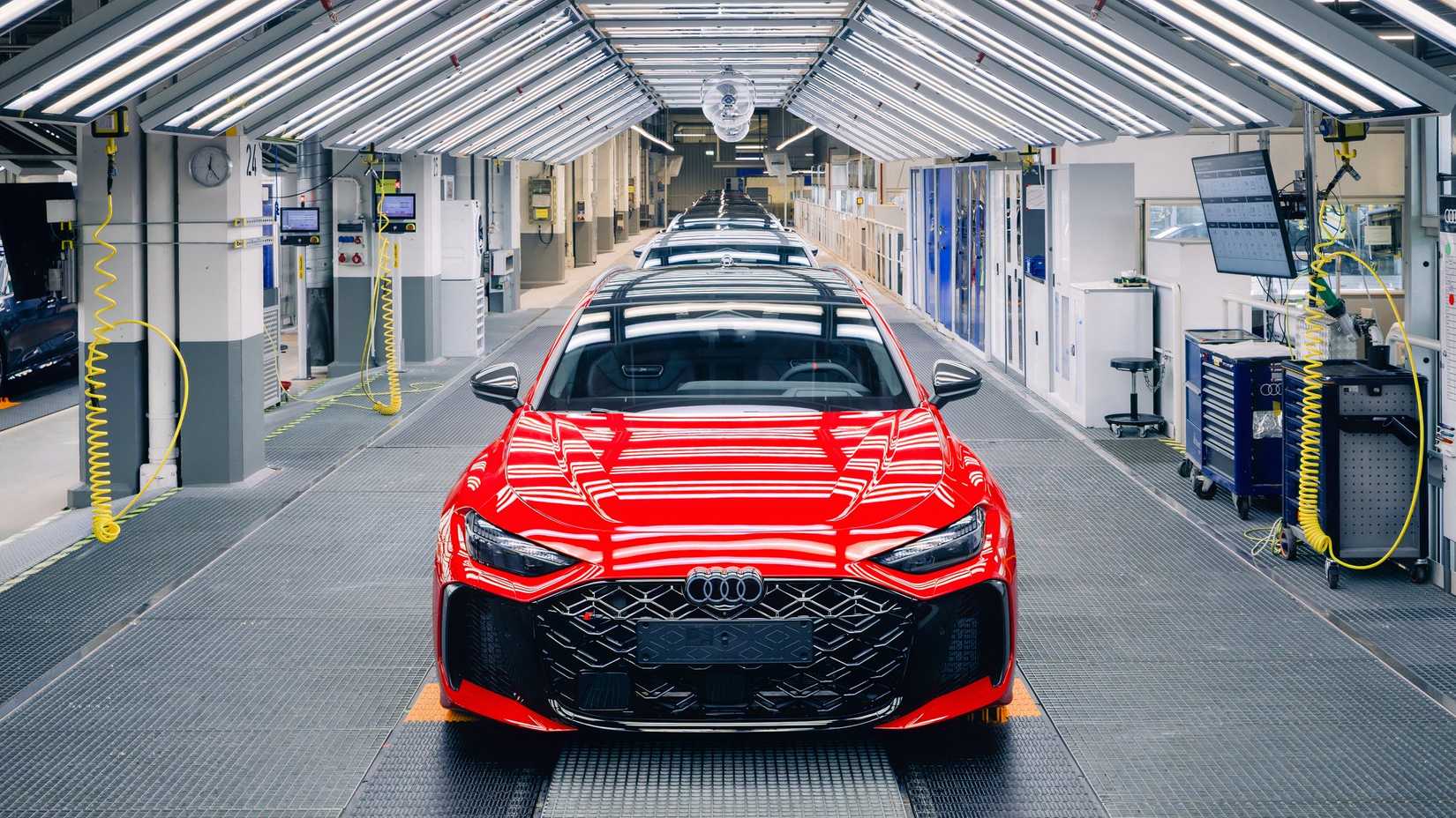 Audi RS5 Avant (13)