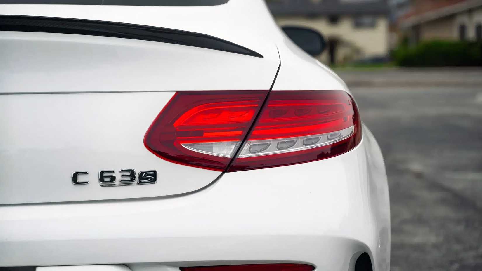 2018 Mercedes-AMG C63 S Coupe badge