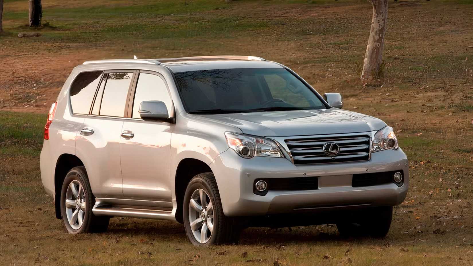 Front 3/4 shot of 2013 Lexus GX 460 parked off-road