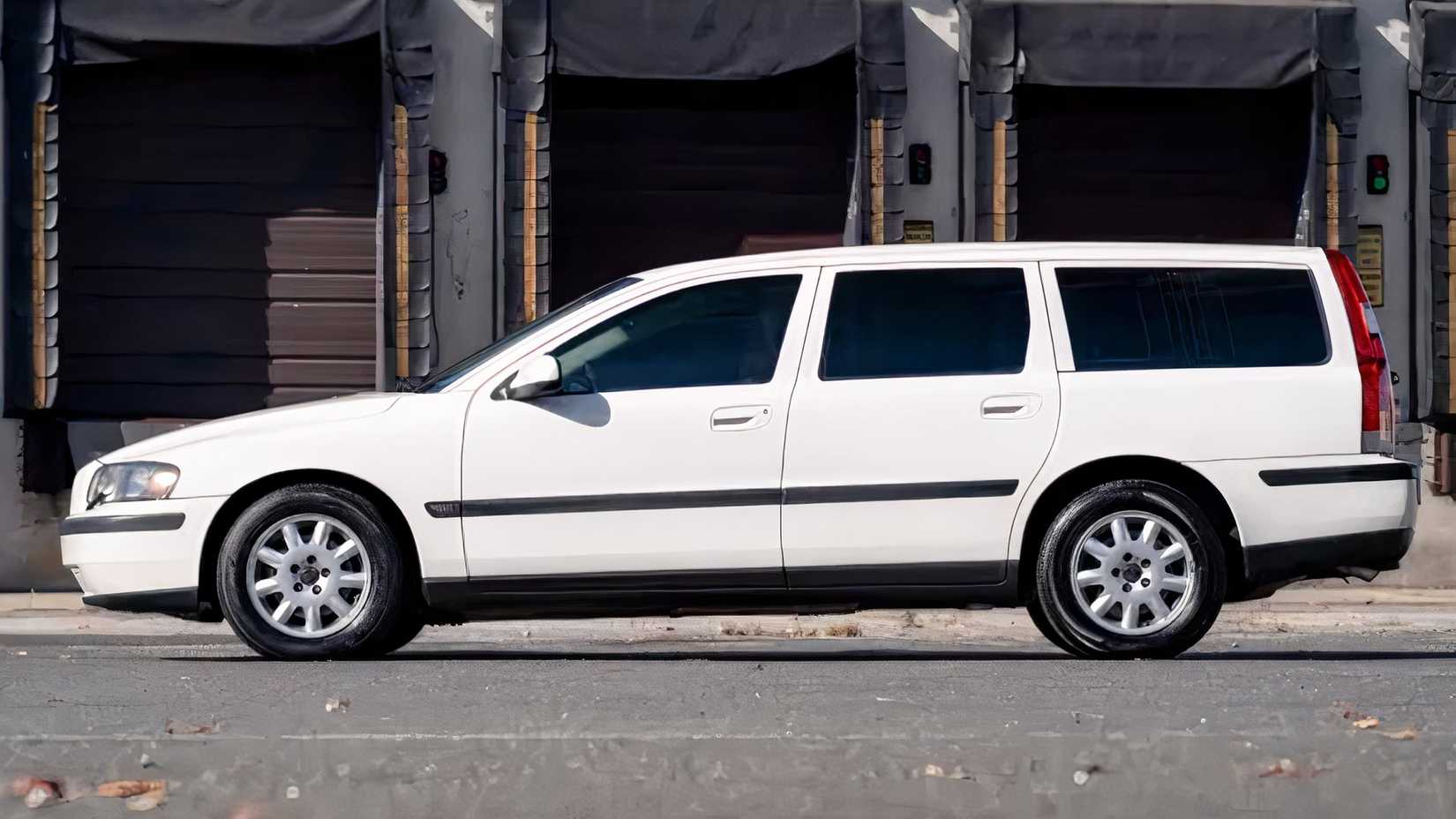 2001 Volvo V70 profile