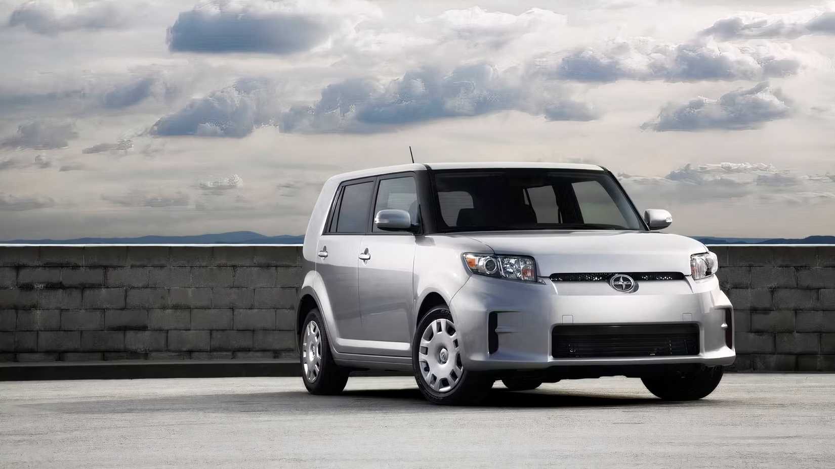 2012 Scion xB in silver front 3/4