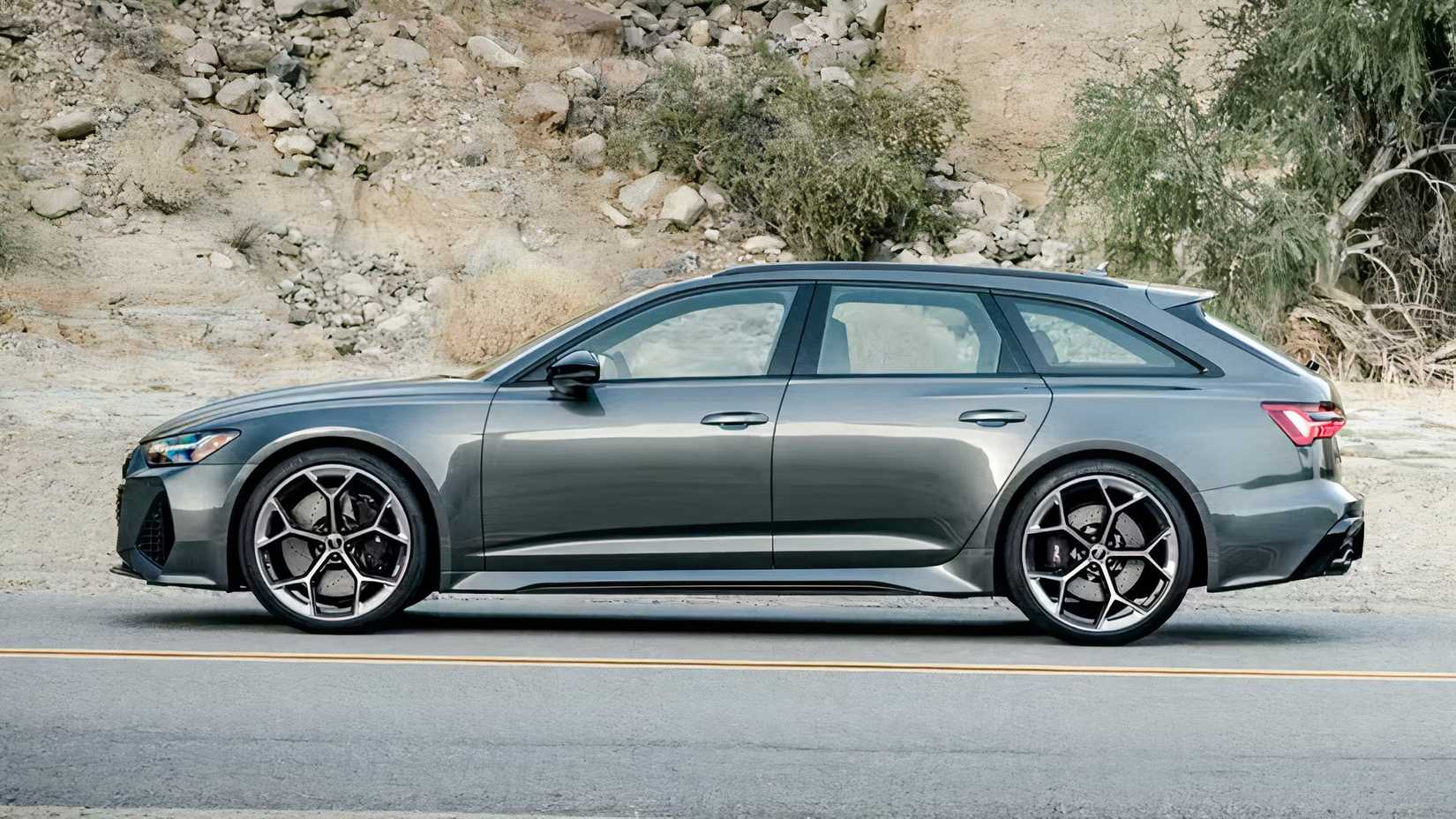 Profile shot of 2026 Audi RS6 Avant Performance parked
