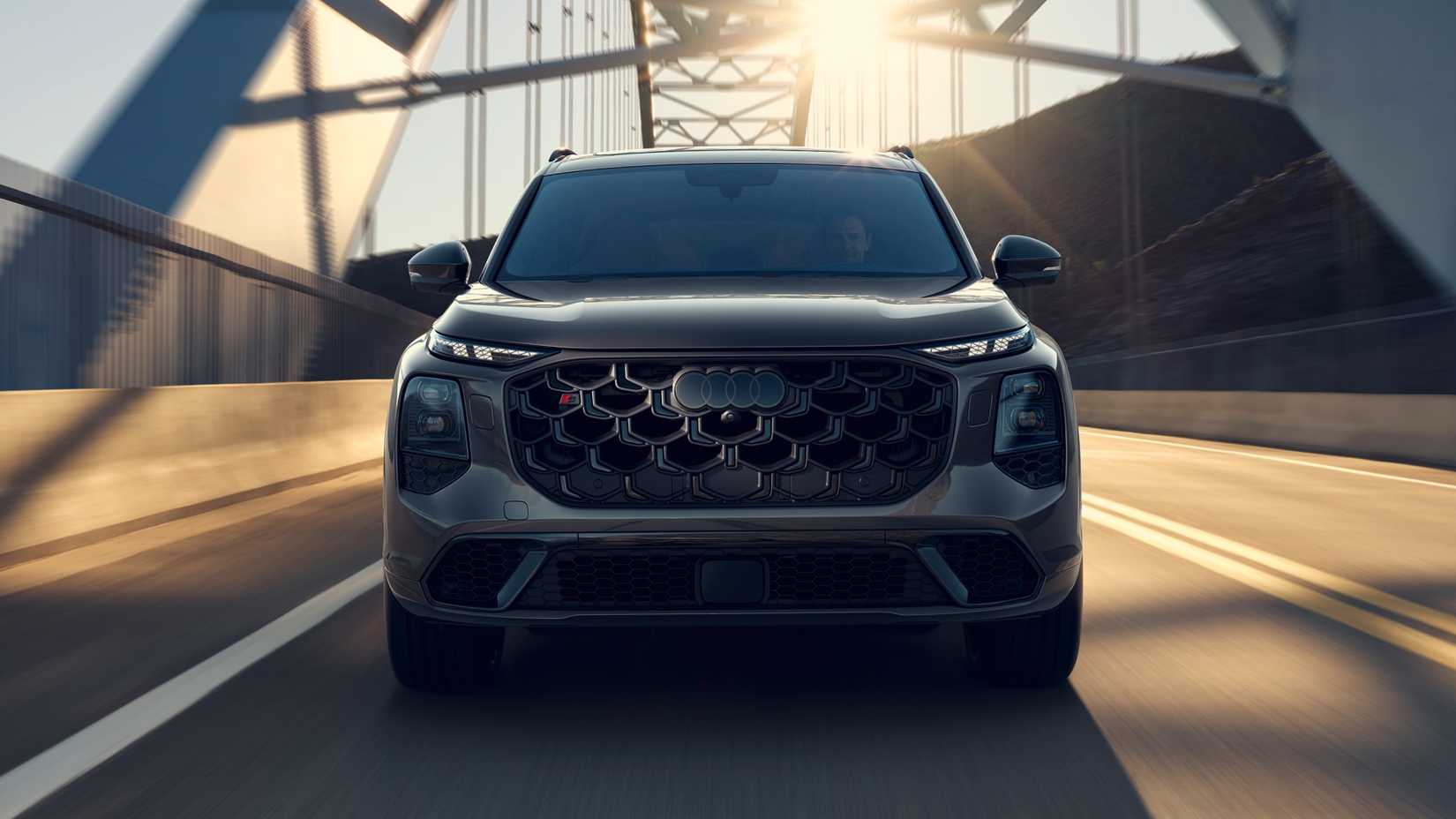 Imagem frontal do Audi SQ7 2027