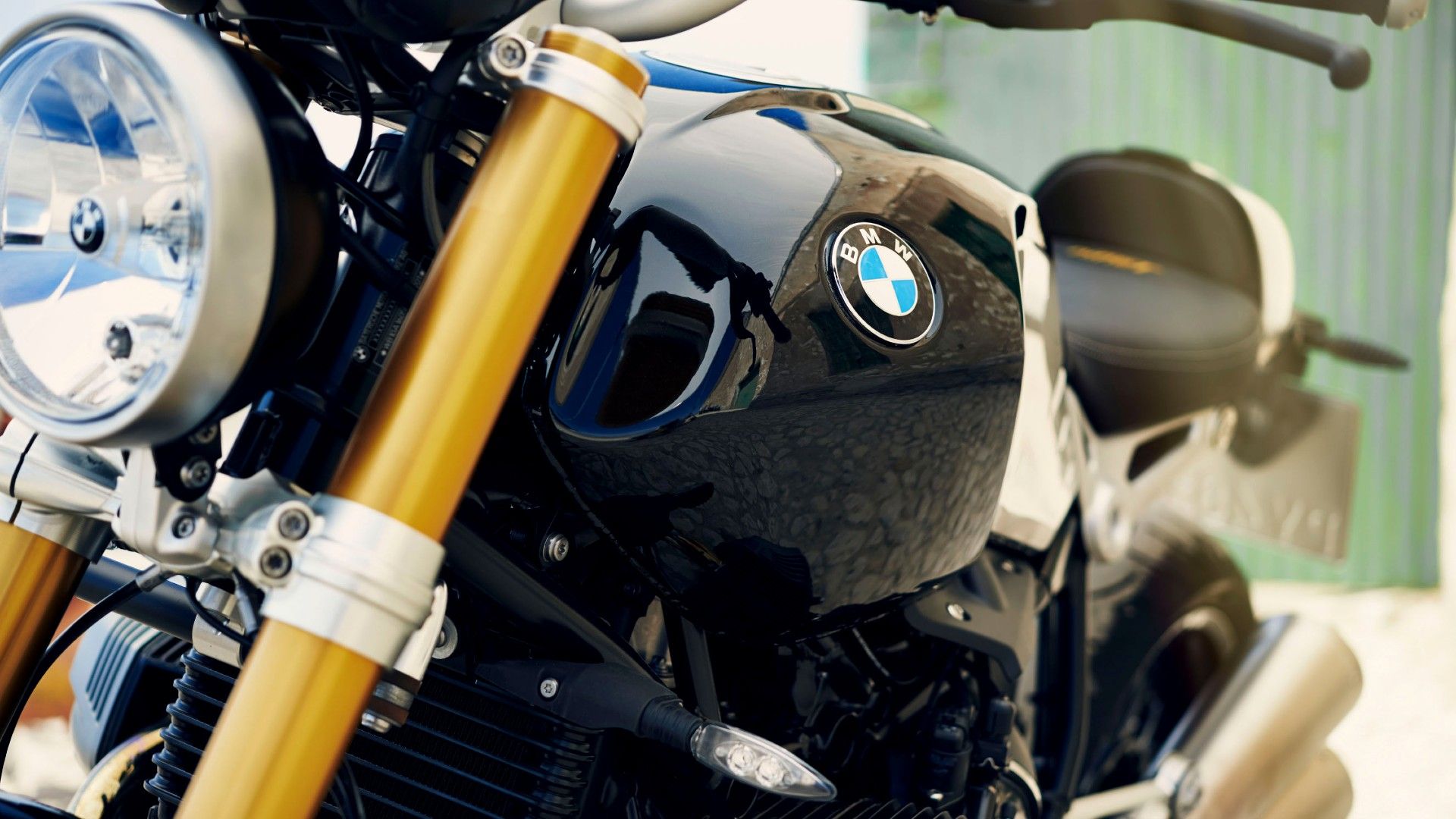 세월이 흘러도 변치 않는 매력을 가진 BMW 모터사이클 10종