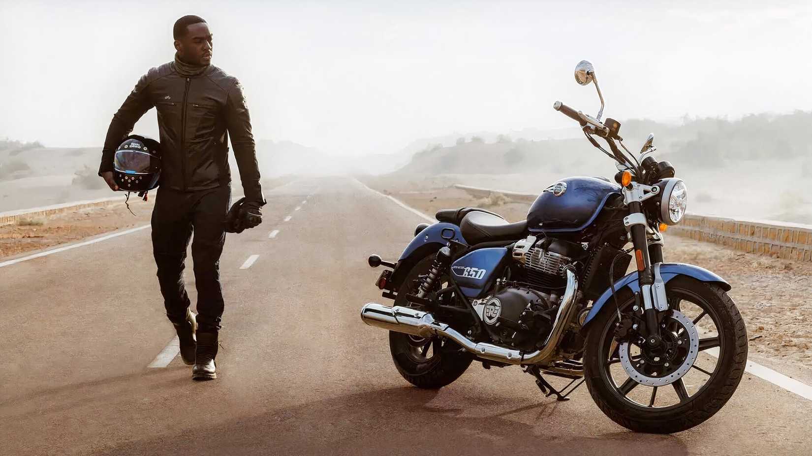 Static shoot of Royal Enfield Super Meteor 650 with a rider
