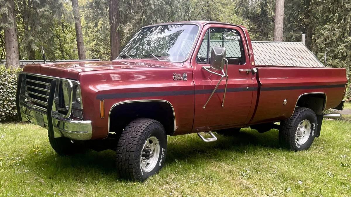 The Square Body Truck Market Has Made A 1977 GMC Sierra Grande Worth $21,500—Here's Why That Number Makes Sense