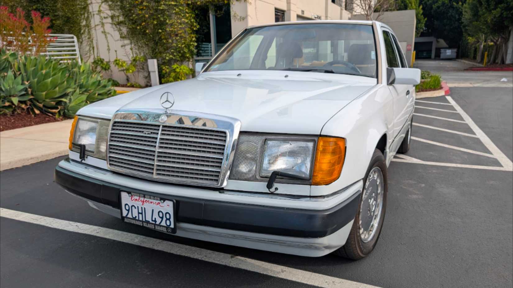 1992-mercedes-benz-e-class-300e-sedan